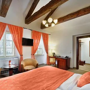 4* Otel Lippert