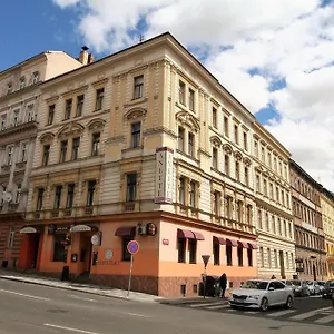 3* Otel Anette